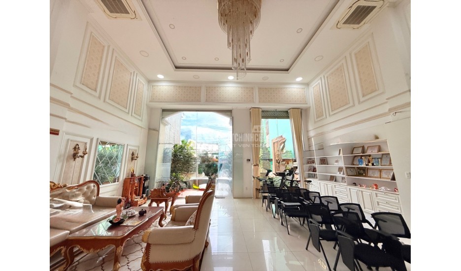 Bán nhanh Tòa nhà măT tiền TTH 21 Q12 9 X 40 8 Tẩng 39 tỷ