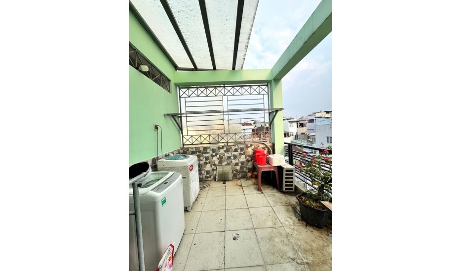 VIP BỜ KÈ TRƯỜNG SA - SAU LƯNG CĂN MẶT TIỀN - 41M2 - 4TẦNG - 5PN - MỚI ĐẸP Ở NGAY - 7,4 tỷ