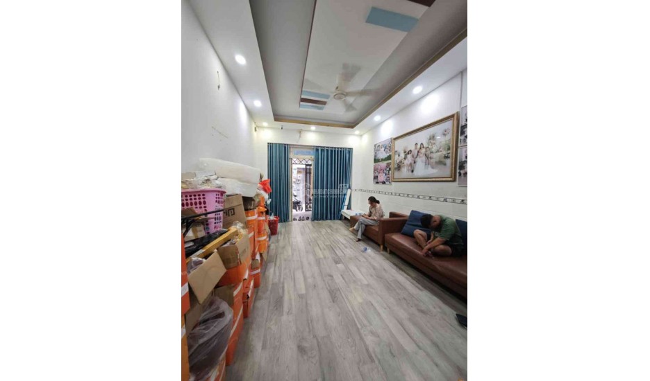 Bán nhà Lê thi Riêng q12 [ 4 x17 ] 4 tấng 4,8 tỷ