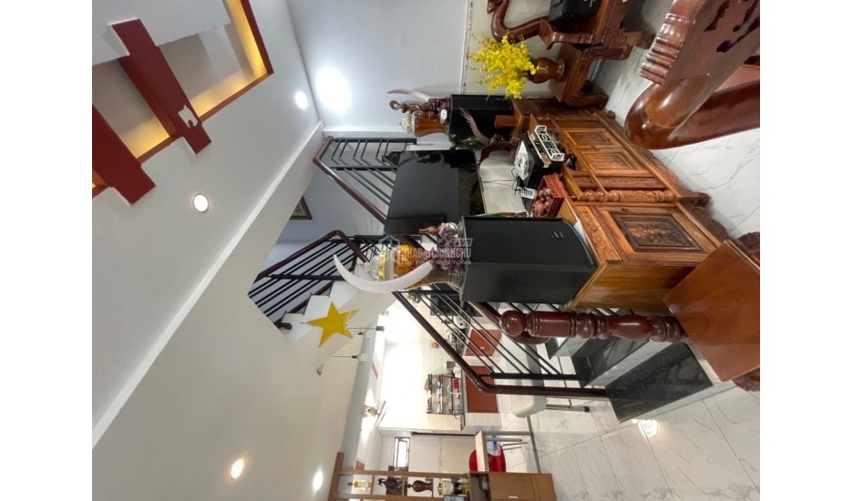 Bán nhà Hiep thành q12 4x17 [ 4 tầng xe hơi ] nhỉnh 5 tỷ