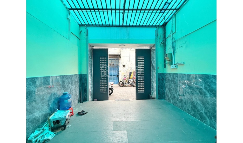 NHÀ 3 TẦNG BTCT – 7 PHÒNG NGỦ – 6 WC – Ô TÔ VÀO NHÀ – SÁT CÔNG VIÊN PHẦN MỀM QUANG TRUNG TÔ KÝ Q12