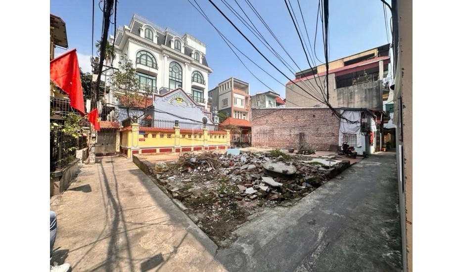 Bán đất Chu Huy Mân 8 tỷ 62m lô góc, ô tô nhỏ lùi cửa