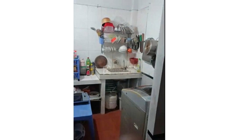 Cho thuê nhà cấp 4 cho thuê lâu dài, có gác xép, diện tích 60m2, gác xép 15m2 ở Thanh Lãm, Hà Đông