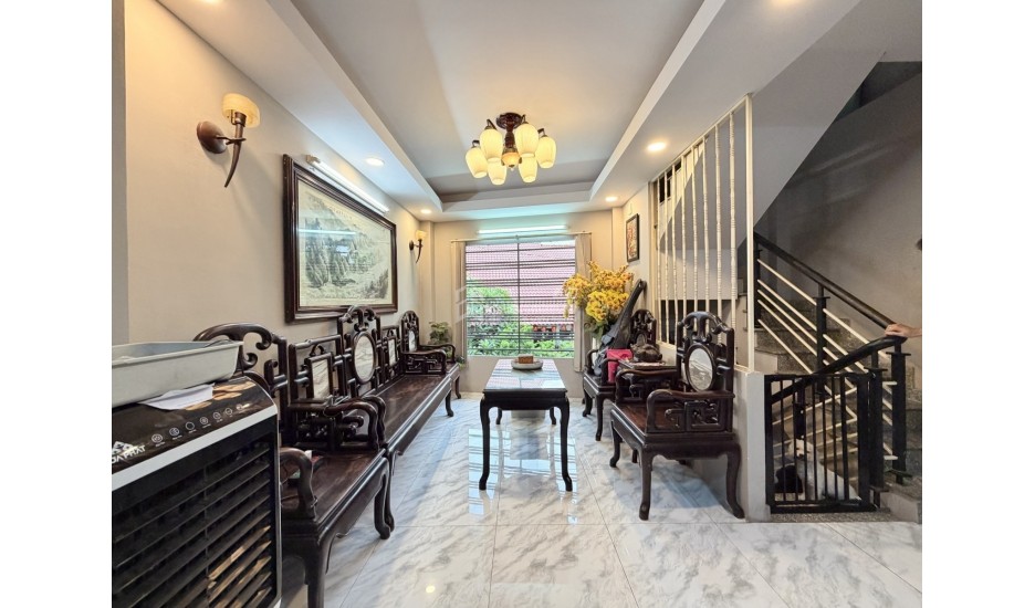 DƯƠNG QUẢNG HÀM – 64M² – 5 TẦNG – 6PN – Ô TÔ NGỦ TRONG NHÀ – CHỈ NHỈNH 8 TỶ!