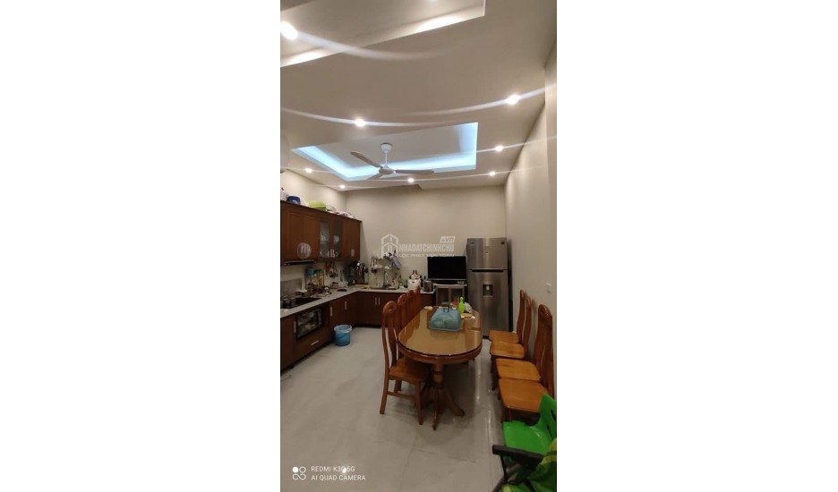 Nguyễn Văn Linh 7 tỷ 32m nhà dân 7 tầng,ô tô trong nhà Long Biên