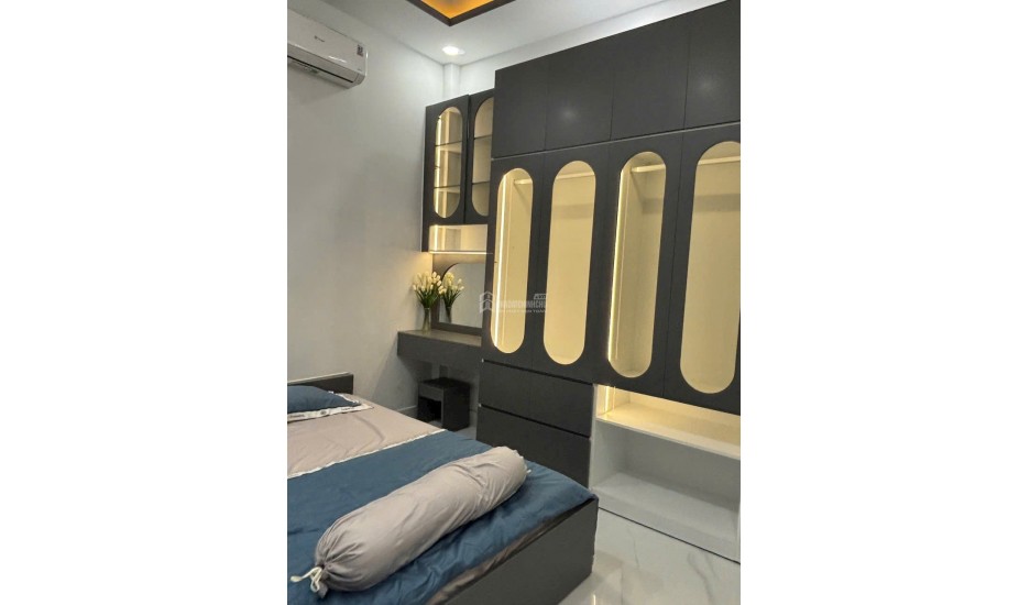 6TY 350 CHO NHÀ MỚI 2 TẦNG  HẺM XE  HƠI BÌNH THUẬN  HUỲNH TẤN PHÁT QUẬN 7 . DT : 104M2 - 4PN -  - SỔ HỒNG RÊNG