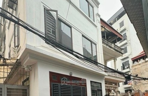 Bán nhà Bát Khối lô góc 8 tỷ 36m ô tô qua nhà,sổ đỏ long biên