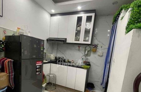 Chính chủ cần cho thuê nhà nguyên căn 5 tầng ngõ 53, phố Nguyễn Khắc Nhu, Ba Đình, Hà Nội
