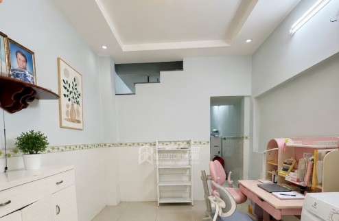 BÙI THẾ MỸ TÂN BÌNH - 2 TẦNG Ở NGAY - HẺM 3 GÁC 1 SẸC VÀI BƯỚC RA MẶT TIỀN - 3M X 8M (24M2) - CHỈ 4.1T