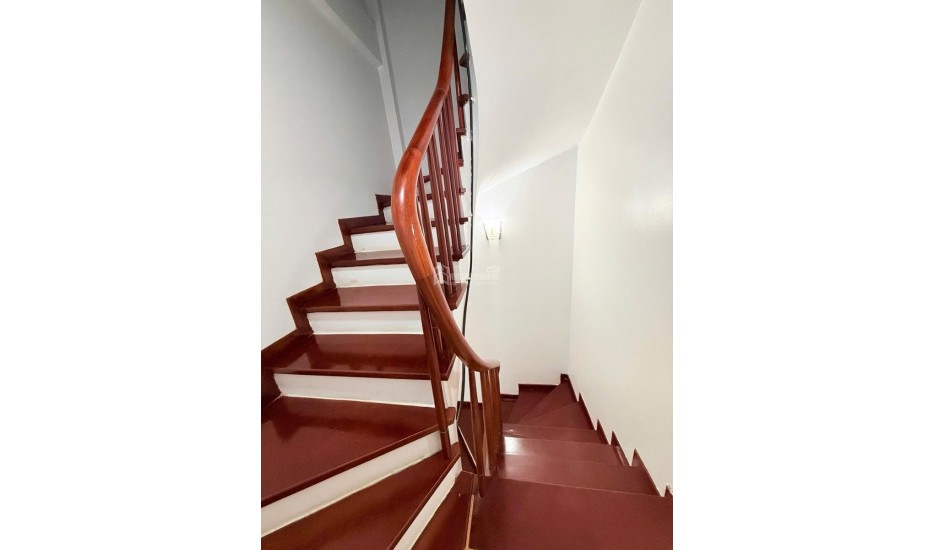 NHÀ ĐẸP GẦN KIM MÃ – GIANG VĂN MINH | 34M² x 4 TẦNG | Ở – VĂN PHÒNG – KINH DOANH