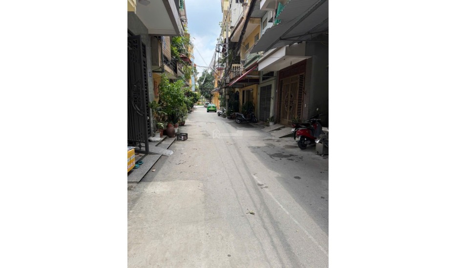 BÁN GẤP NHÀ TRUNG TÂM TP BẮC GIANG – GẦN VƯỜN HOA NGUYỄN DU – GẦN 100M2