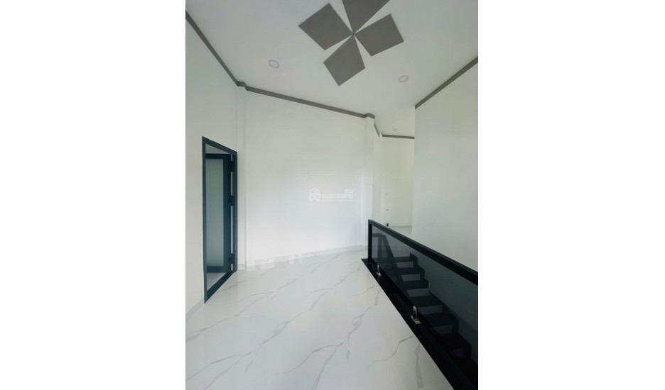 BH_NHÀ MỚI 2 MẶT TIỀN ĐƯỜNG XE HƠI P.TÂN VẠN _3,55 TỶ