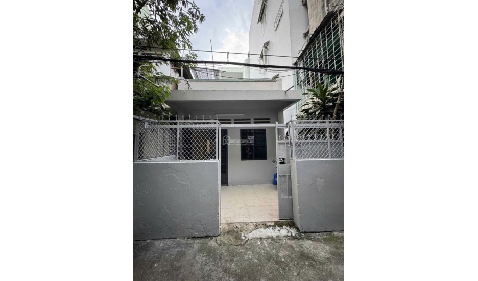 Cho thuê ngay chợ bà Chiểu - nhà C4 , 60m2 chỉ 11tr