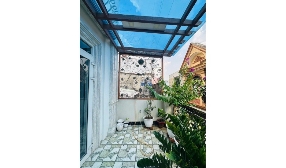 CHỦ HẠ GIÁ 300 TRIỆU – NHÀ 4 TẦNG, 4PN, Ô TÔ NGỦ TRONG NHÀ, HẺM THÔNG 5M, SỔ HỒNG HOÀN CÔNG ĐỦ – NGAY CV LÀNG HOA GÒ VẤP, CHỈ 6,69 TỶ!