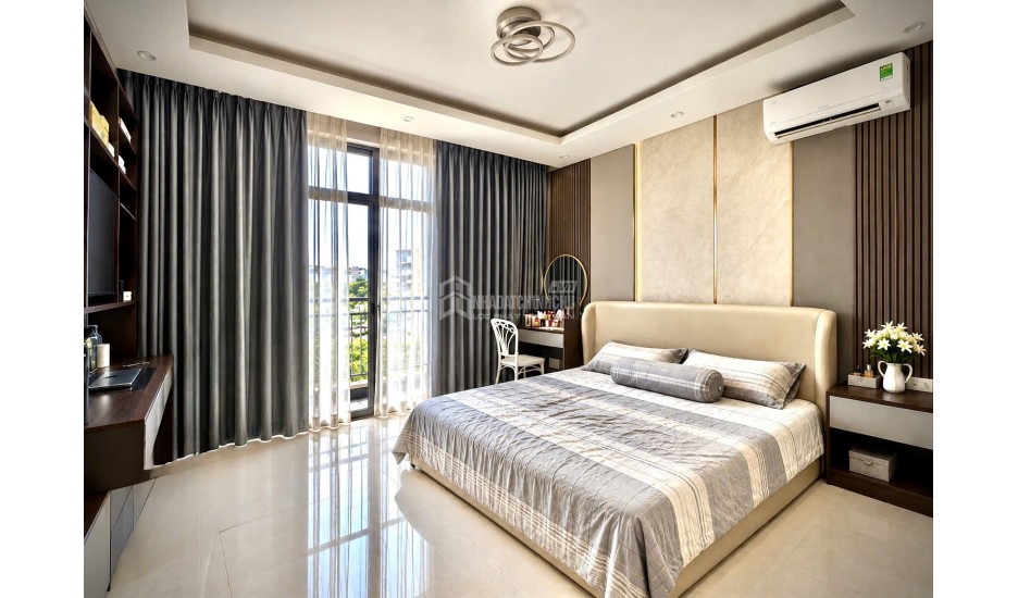 Mặt tiền Kinh Doanh 5 tầng 90m2 4PN - Bùi Văn Ba - Nội thất cao cấp, Ngang 4.5m - chỉ 10 tỷ TL