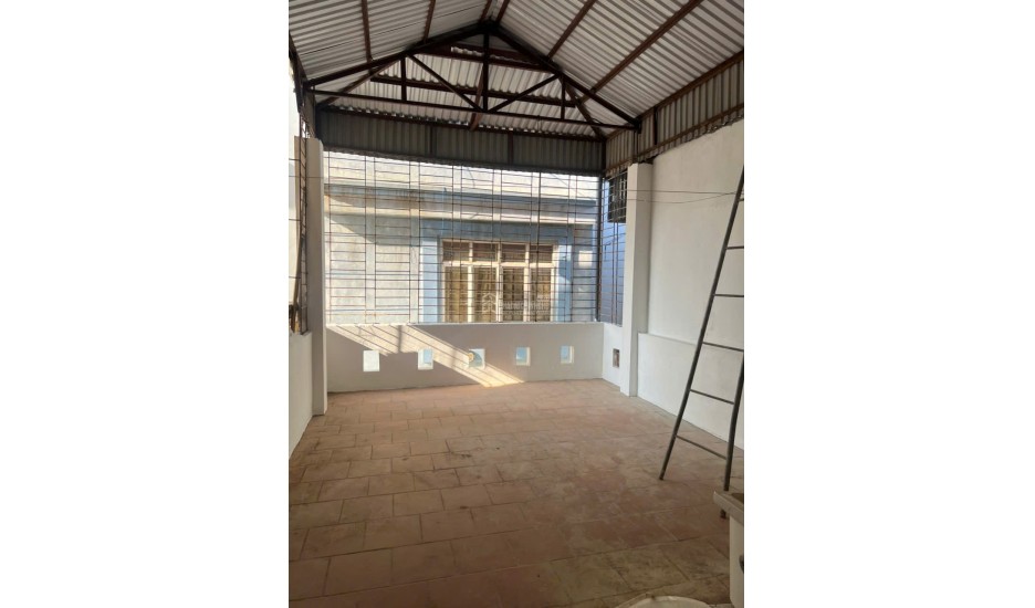 Cần cho thuê nhà 55m2 x 3 tầng ngay ngã 3 Xa La, Hà Đông