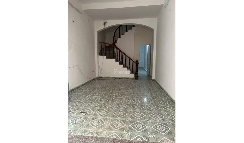 Cần cho thuê nhà 55m2 x 3 tầng ngay ngã 3 Xa La, Hà Đông