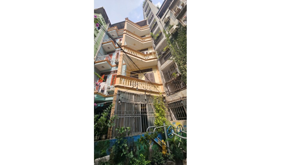 Chính chủ cho thuê nhà số nhà 51 ngõ 115 phố Núi Trúc, Ba Đình, Hà Nội