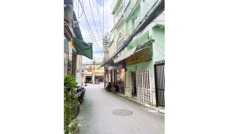 Bán nhà cũ 80m2 nở hậu hẻm 251 Lê Quang Định Bình Thạnh hạ 2tỷ còn 5.5tỷ