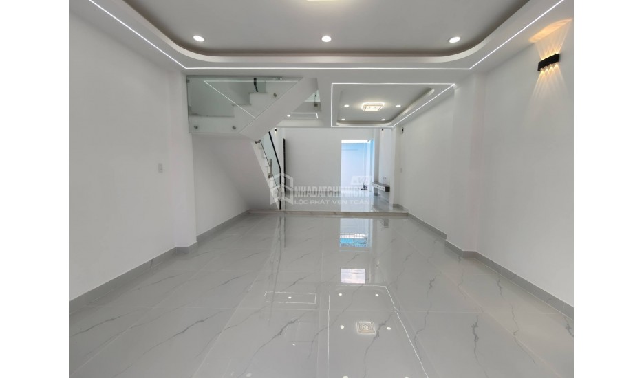 BÁN NHÀ ĐẸP LÊ VĂN KHƯƠNG – GARA Ô TÔ TRONG NHÀ – GIÁ NHỈNH 6 TỶ