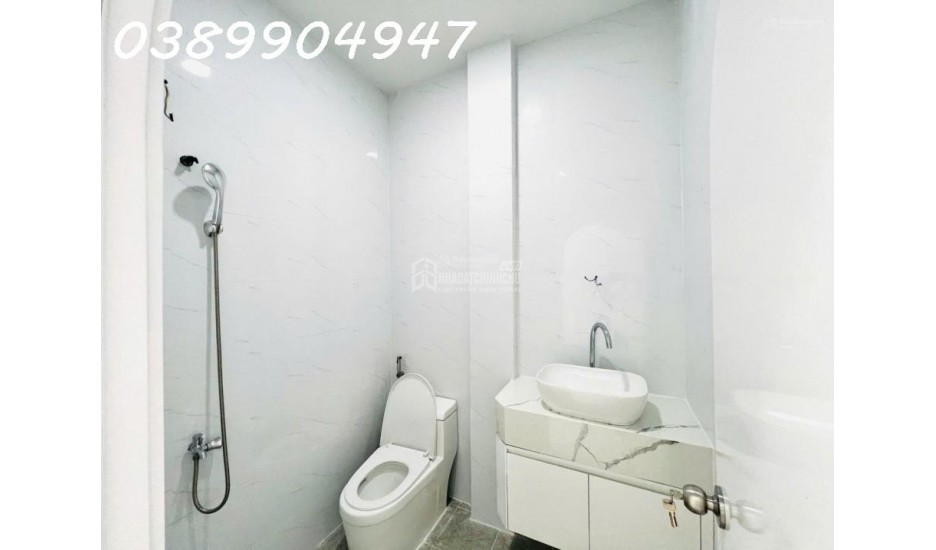 Nhà 2 tầng NEW, hẻm Hùng Vương, cách biển Trần Phú: 300m Giá: 4,850 tỷ