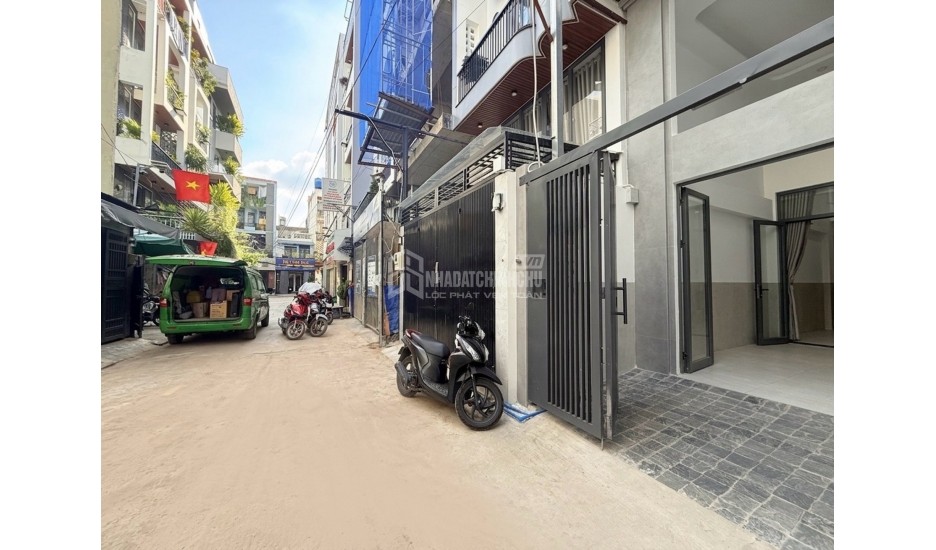 Bán CHDVpham văn chiêu GV 100 Triêu/ tháng 19 tỷ