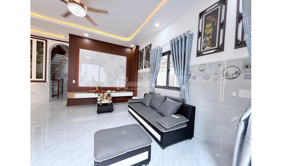Bán nhà Nguyễn ảnh thủ q12 79 m2 2 tầng ngang 5m chỉ 4 tỷ 3