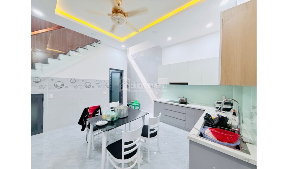 Bán nhà Nguyễn ảnh thủ q12 79 m2 2 tầng ngang 5m chỉ 4 tỷ 3