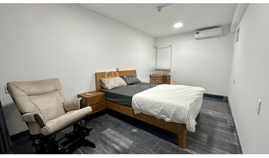 BÁN TOÀ CĂN HỘ 5 TẦNG, ĐƯỜNG NGUYỄN VĂN THOẠI , DÒNG TIỀN 70-80 TRIỆU 1 THÁNG ,
