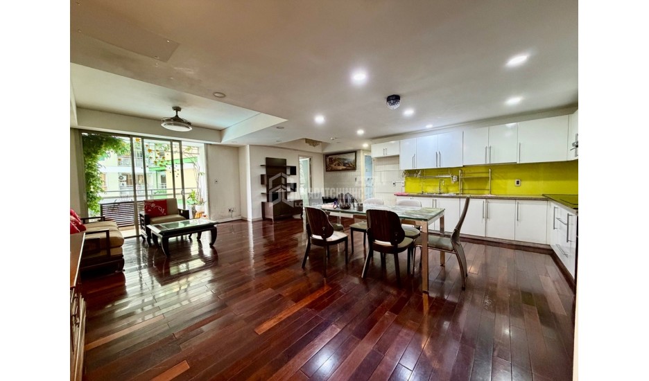 Bán căn hộ 4PN Botanic Phú Nhuận 147m2 view hồ bơi giá 12tỷ thương lượng