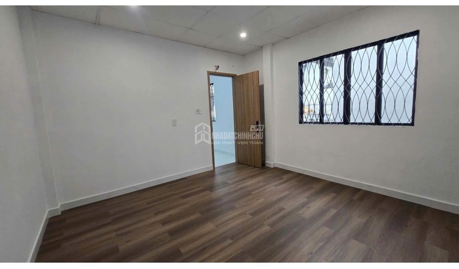 116,7M² – NGANG 5,2M NỞ HẬU – 3 TẦNG, 5PN – HẺM 6M Ô TÔ VÀO NHÀ – CHÍNH CHỦ Ở LÂU ĐỜI – GẦN LOTTE NGUYỄN VĂN LƯỢNG – GIÁ 9,5 TỶ TL!