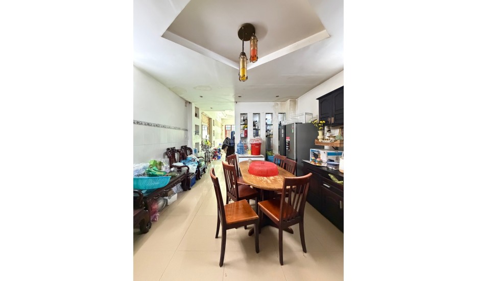 NGỘP 10TỶ - 4 TẦNG BTCT + SÂN ĐẬU Ô TÔ - HẺM XE TẢI - KINH DOANH TỐT - 4.2x24 NỞ HẬU - 4PN 5WC - CHỈNH 11.5TỶ