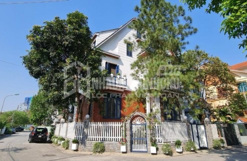 ► Nhà gần MT Đống Đa, Kiệt thẳng 4m, 76m2, 4 tầng, 10 phòng cho thuê