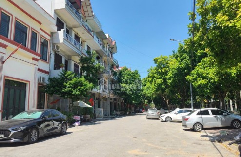 BÁN GẤP NHÀ TRUNG TÂM TP BẮC GIANG – GẦN VƯỜN HOA NGUYỄN DU – GẦN 100M2