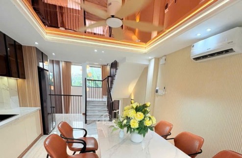 (HIẾM) Bán nhà NGUYỄN THỊ THẬP, 75M2, ô tô đậu cửa, giá 4,9 tỷ
