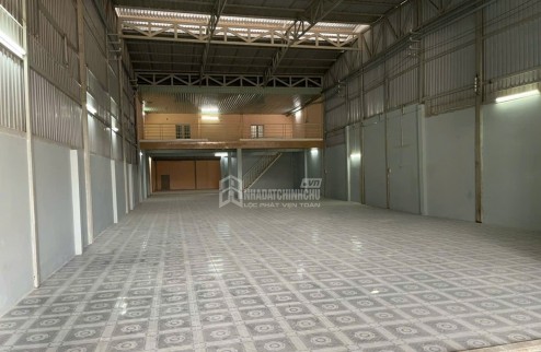 Bán gấp nhà mặt tiền Đặng Thúc Vịnh, Đông Thạnh, Hóc Môn, 535m2, giá 17.9 tỷ, sổ hồng riêng. LH: 0961725738