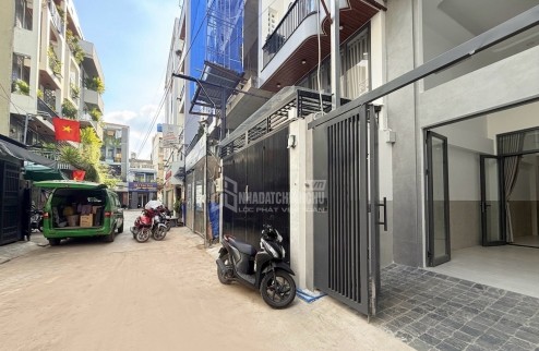 Bán CHDVpham văn chiêu GV 100 Triêu/ tháng 19 tỷ