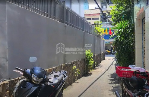 LÔ GÓC 3 MẶT TIỀN – 74M² (4,3x17M) – NHÀ CẤP 4 TIỆN XÂY MỚI – CHỈ NHỈNH 6 TỶ – 10M RA MẶT TIỀN HUỲNH KHƯƠNG AN, GÒ VẤP.